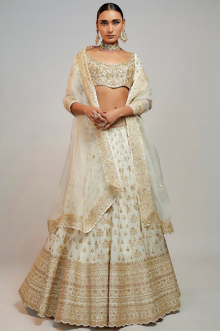 White Tussar Zardosi Embellished Bridal Lehenga Set by GOPI VAID at Pernia's Pop Up Shop