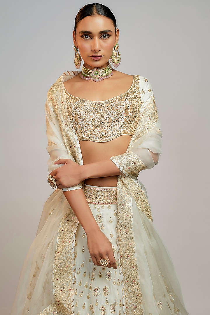 White Tussar Zardosi Embellished Bridal Lehenga Set by GOPI VAID at Pernia's Pop Up Shop