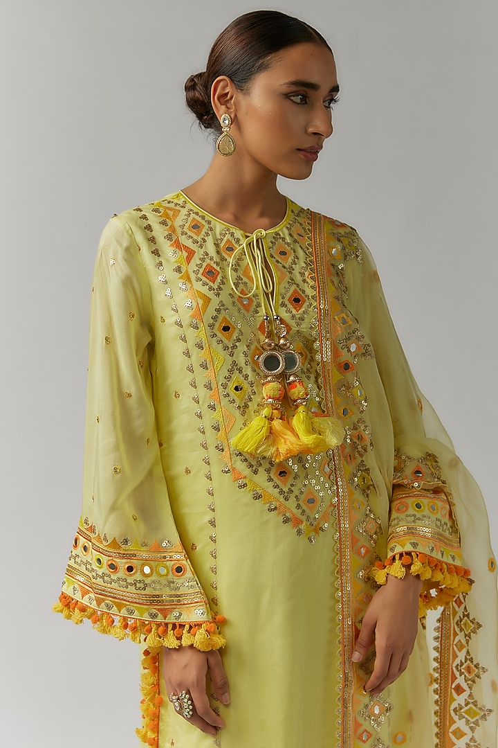 Yellow Viscose Sequins Hand & Machine Embroidered Kurta Set by Gopi Vaid at Pernia's Pop Up Shop