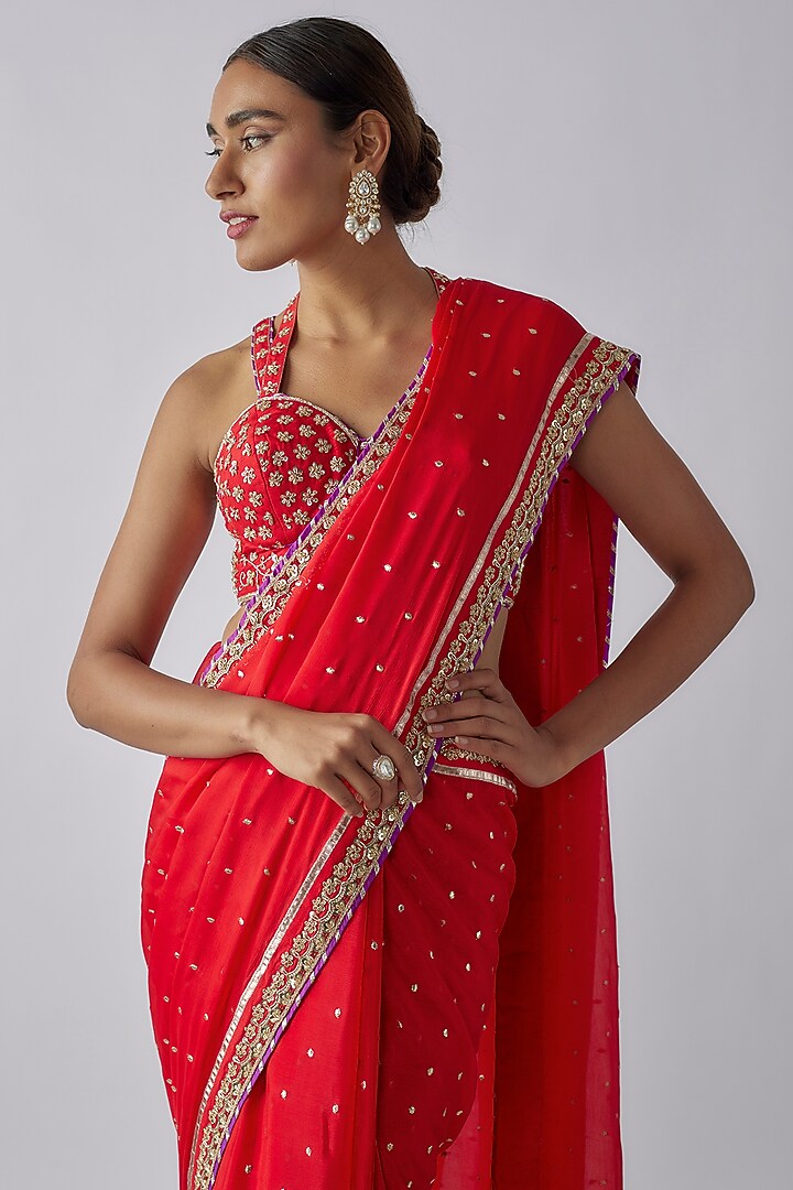 Red Georgette Zardosi & Badla Wedding Saree Set by GOPI VAID at Pernia's Pop Up Shop