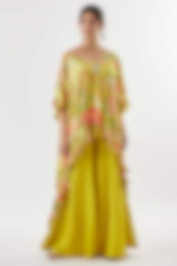 Yellow Tussar Flared Pants Set by GOPI VAID at Pernia's Pop Up Shop
