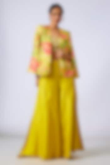 Yellow Tussar Floral Printed Blazer Set by GOPI VAID at Pernia's Pop Up Shop