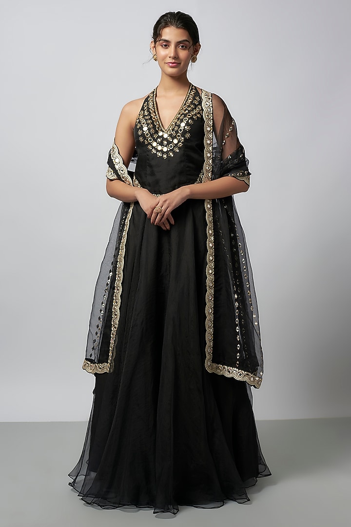 Black Organza Wedding Lehenga Set by GOPI VAID at Pernia's Pop Up Shop