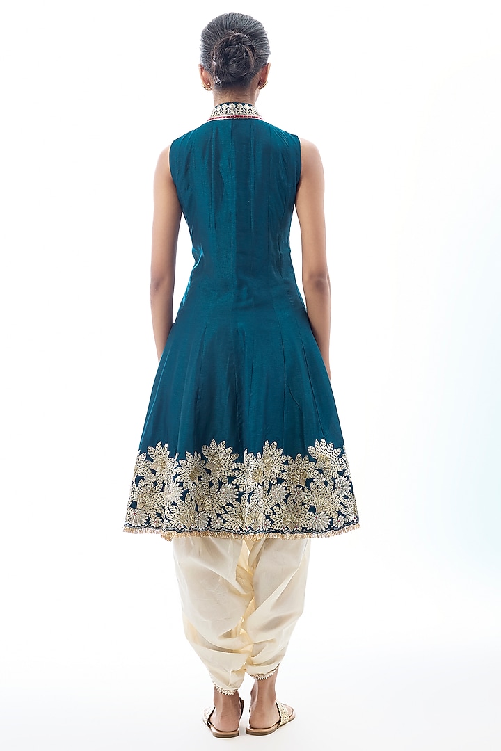 Blue Tussar Kurta Set by GOPI VAID at Pernia's Pop Up Shop