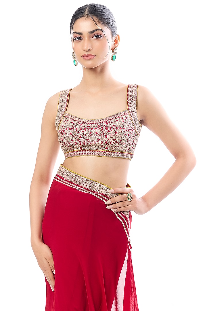Red Georgette Mirror Embroidered Wedding Saree Set by GOPI VAID at Pernia's Pop Up Shop