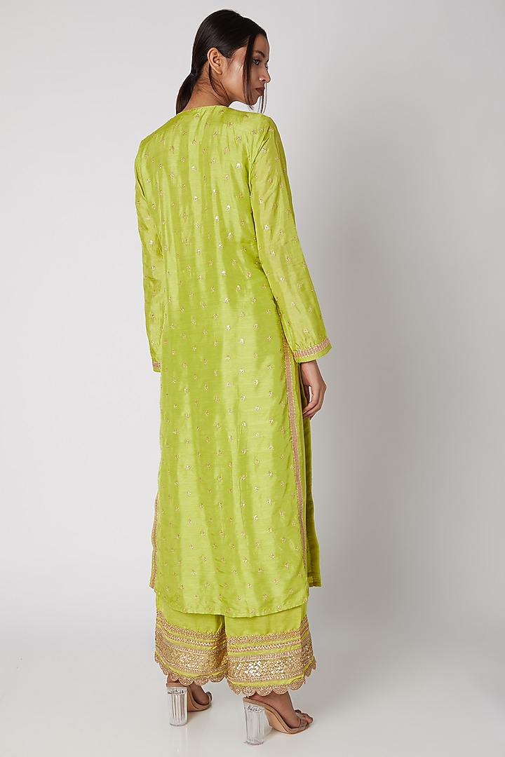 Lime Green Embroidered Kurta Set by GOPI VAID at Pernia's Pop Up Shop
