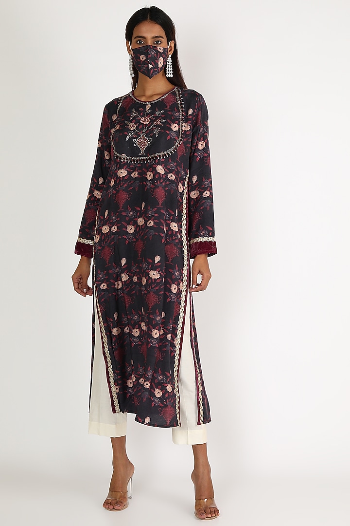 Black Embroidered Tunic by GOPI VAID at Pernia's Pop Up Shop