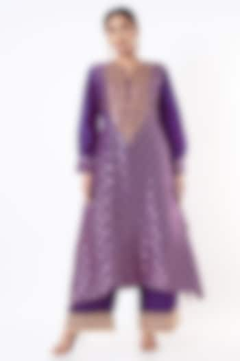 Purple Embroidered Kaftan Set by GOPI VAID at Pernia's Pop Up Shop