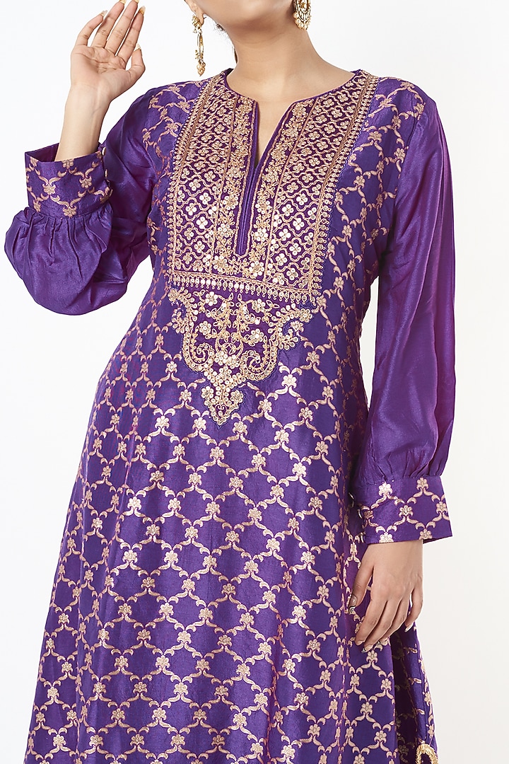 Purple Embroidered Kaftan Set by GOPI VAID at Pernia's Pop Up Shop