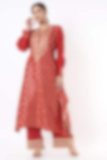 Red Embroidered Kaftan Set by GOPI VAID