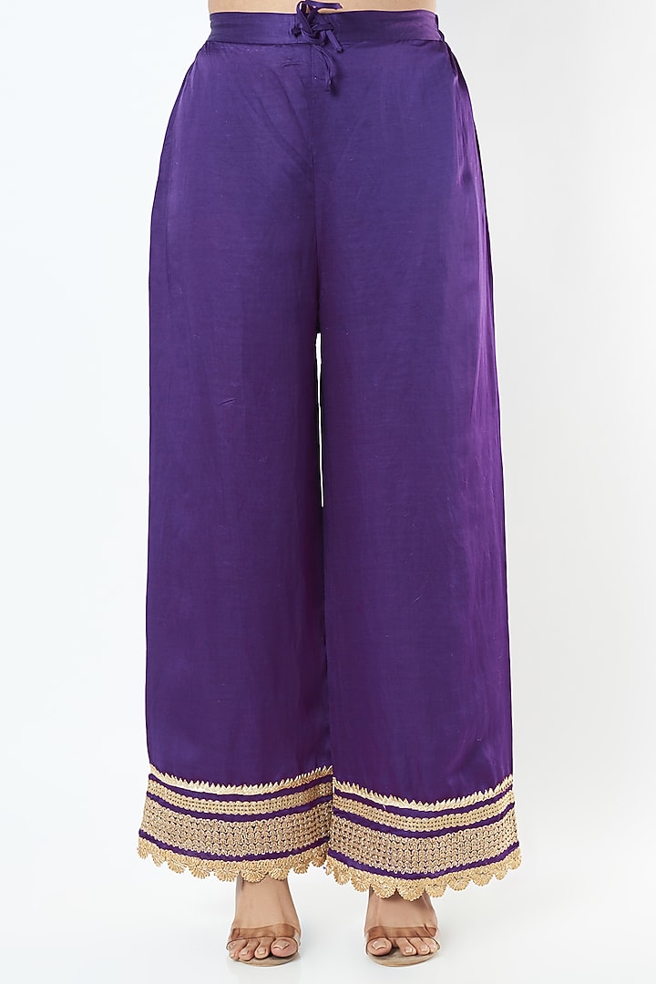 Purple Embroidered Wedding Anarkali Set by GOPI VAID at Pernia's Pop Up Shop