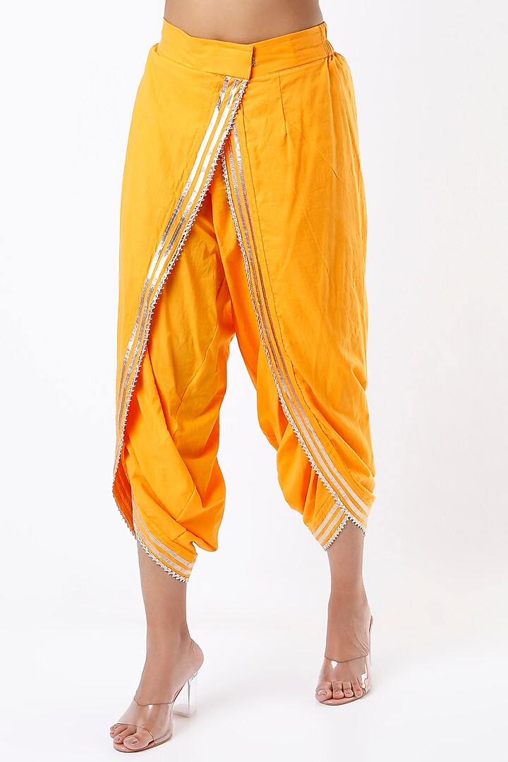 Mango Yellow Printed & Embroidered Kurta Set by GOPI VAID at Pernia's Pop Up Shop