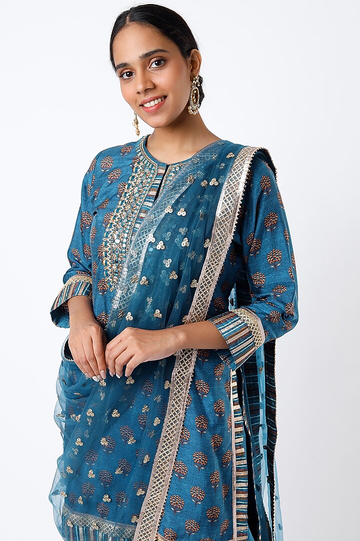 Cobalt Blue Embroidered kurta