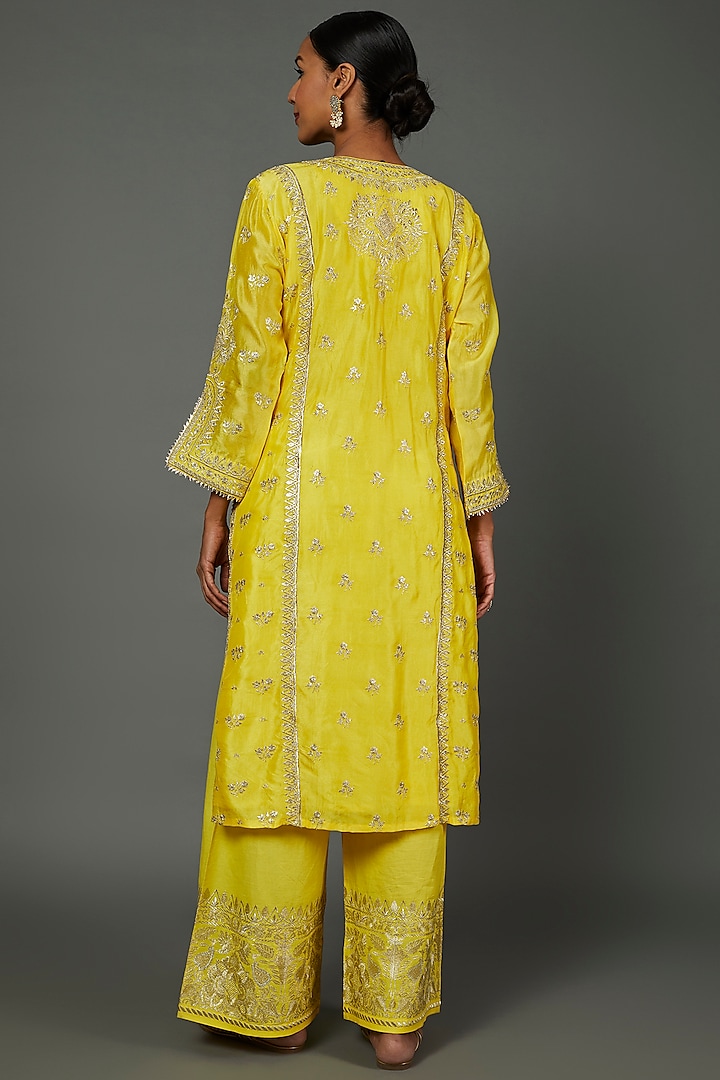 Yellow Embroidered Kurta Set by GOPI VAID at Pernia's Pop Up Shop