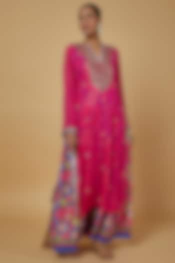 Pink Floral Printed Kurta by GOPI VAID at Pernia's Pop Up Shop