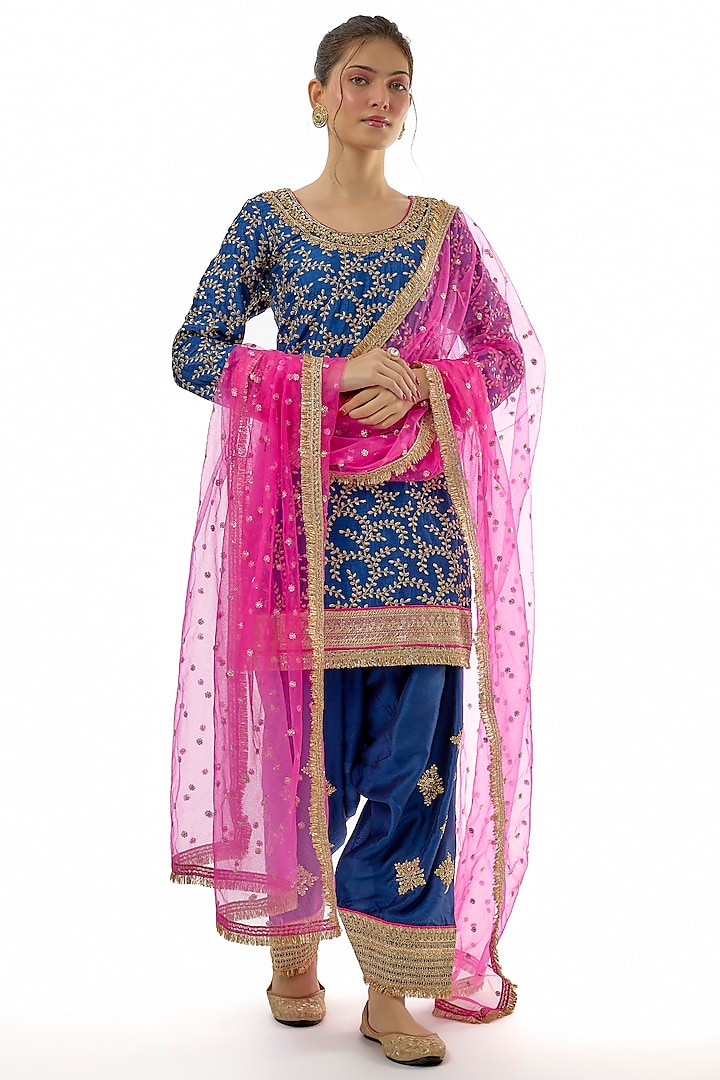 Blue Tussar Embroidered Kurta Set by GOPI VAID at Pernia's Pop Up Shop