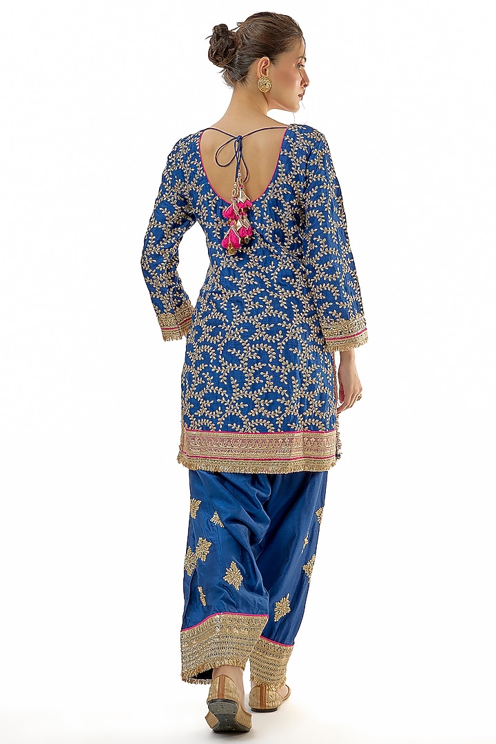 Blue Tussar Embroidered Kurta Set by GOPI VAID at Pernia's Pop Up Shop