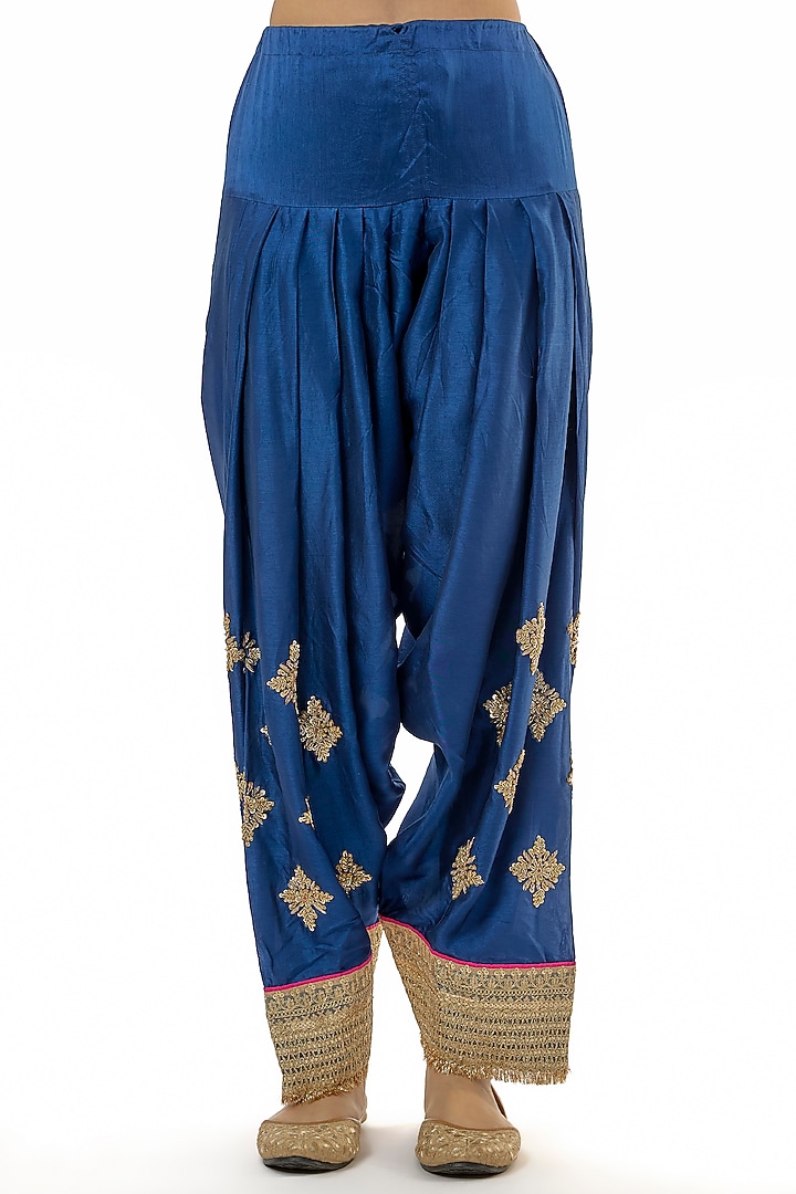 Blue Tussar Embroidered Kurta Set by GOPI VAID at Pernia's Pop Up Shop