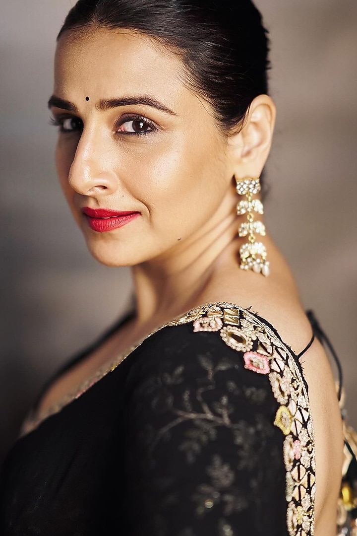 Black Chiffon Embroidered Wedding Saree Set by GOPI VAID at Pernia's Pop Up Shop