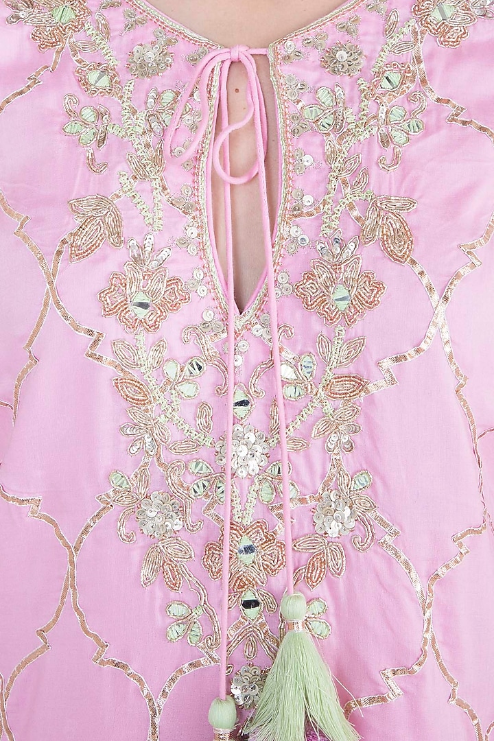 Pink Embroidered Crinkled Gharara Set by GOPI VAID at Pernia's Pop Up Shop
