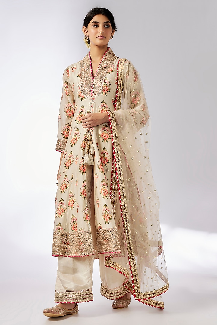 Ivory Cotton Silk Embroidered Kurta Set by GOPI VAID