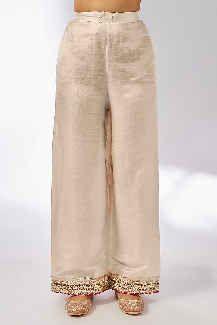 Ivory Cotton Silk Embroidered Kurta Set by GOPI VAID at Pernia's Pop Up Shop