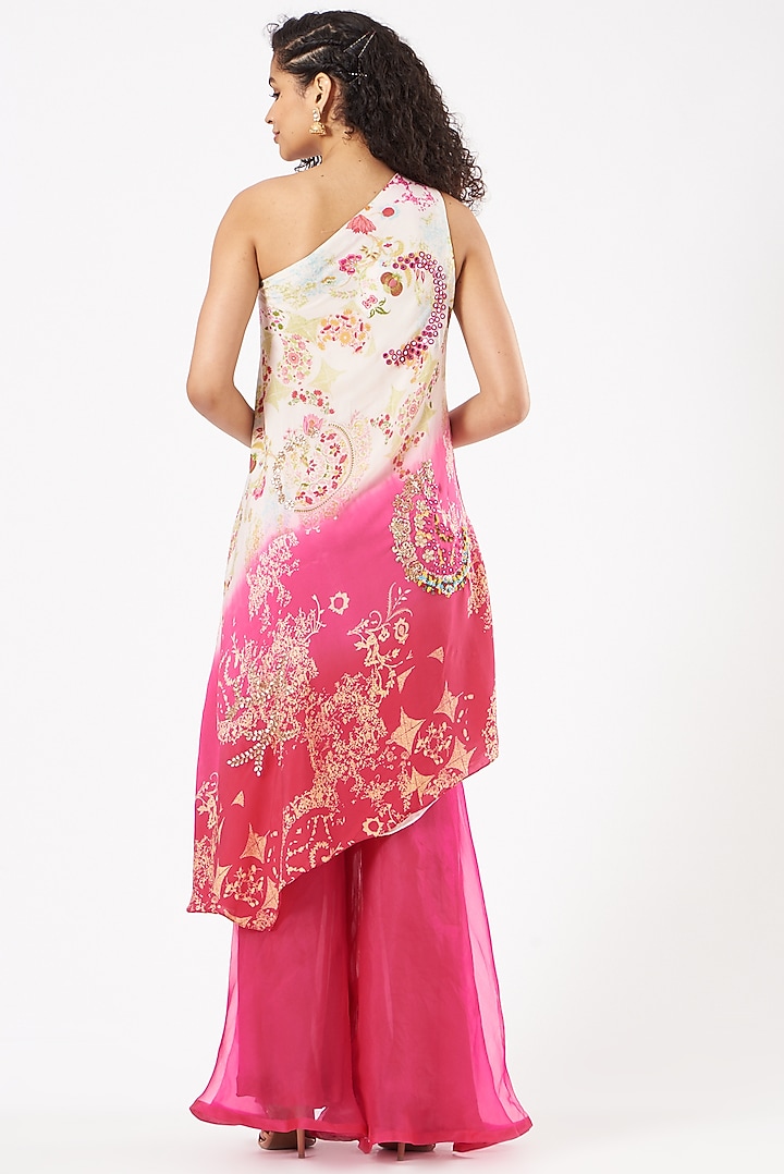 Fuchsia Chanderi Embroidered Kaftan Set by Garo at Pernia's Pop Up Shop