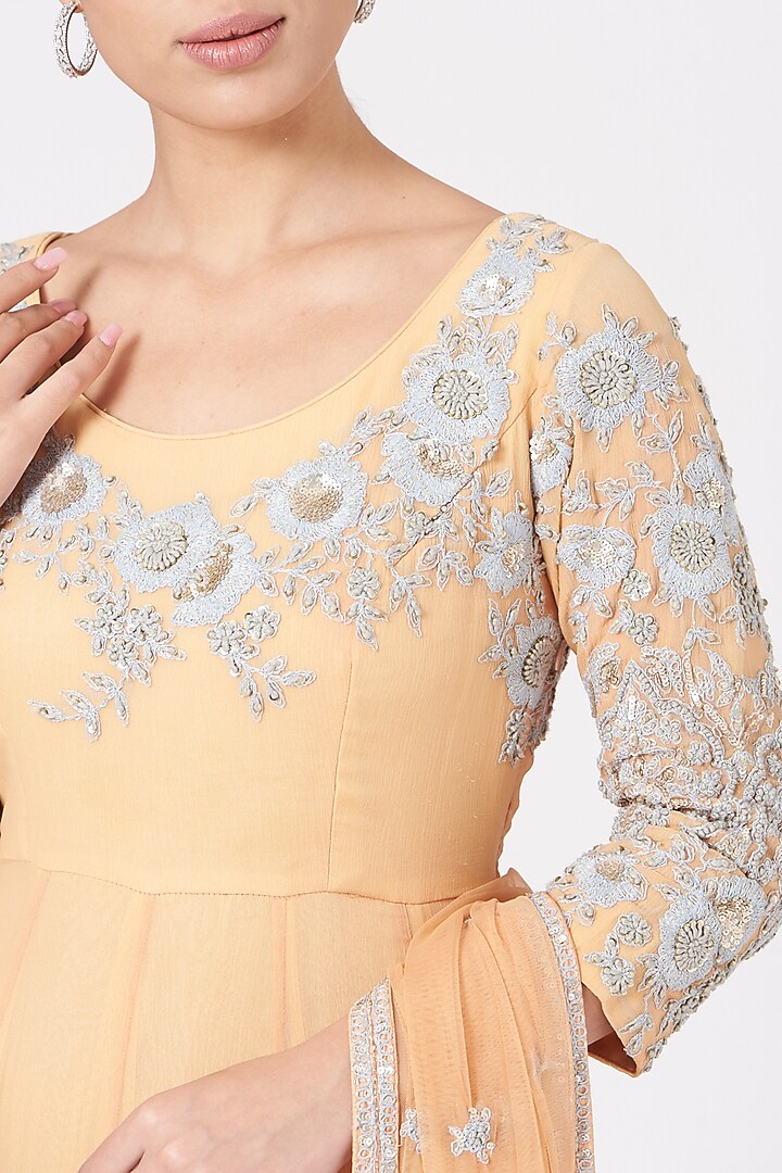 Peach Zardosi Embroidered Kalidar Wedding Anarkali Set by Garo at Pernia's Pop Up Shop