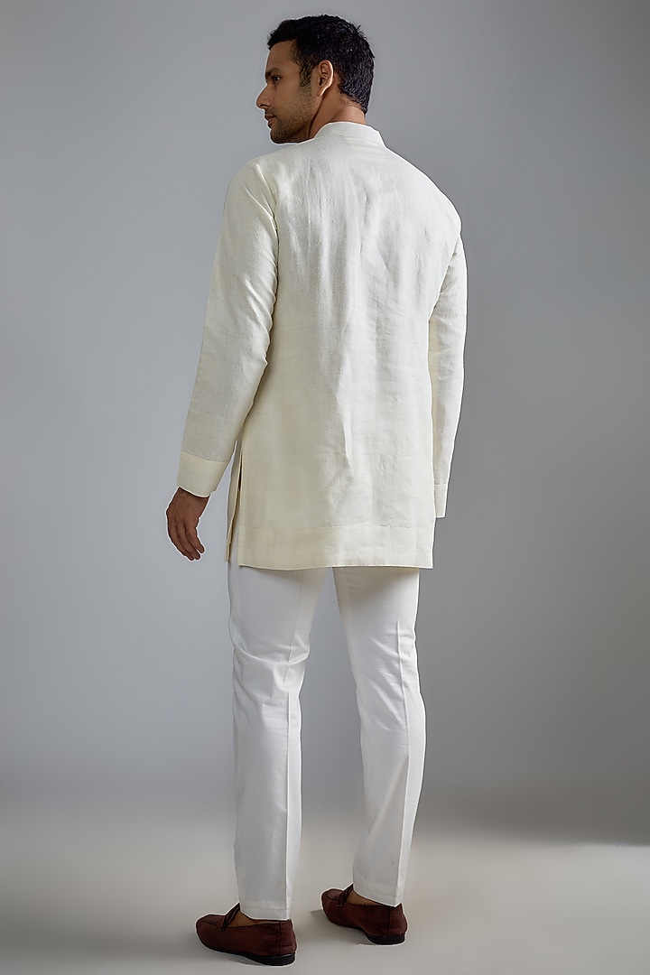 Ivory Matka Silk Kurta Set by HANEET SINGH at Pernia's Pop Up Shop