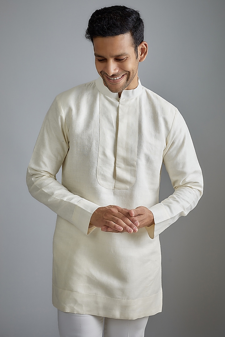Ivory Matka Silk Kurta Set by HANEET SINGH at Pernia's Pop Up Shop