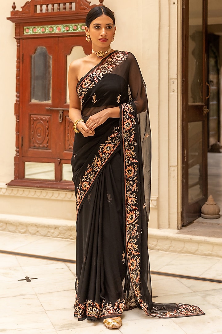 Black Chiffon Hand Embellished Party Wear Saree Set by Geroo Jaipur at Pernia's Pop Up Shop