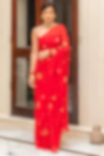 Red Chiffon Hand Embellished Saree Set by Geroo Jaipur