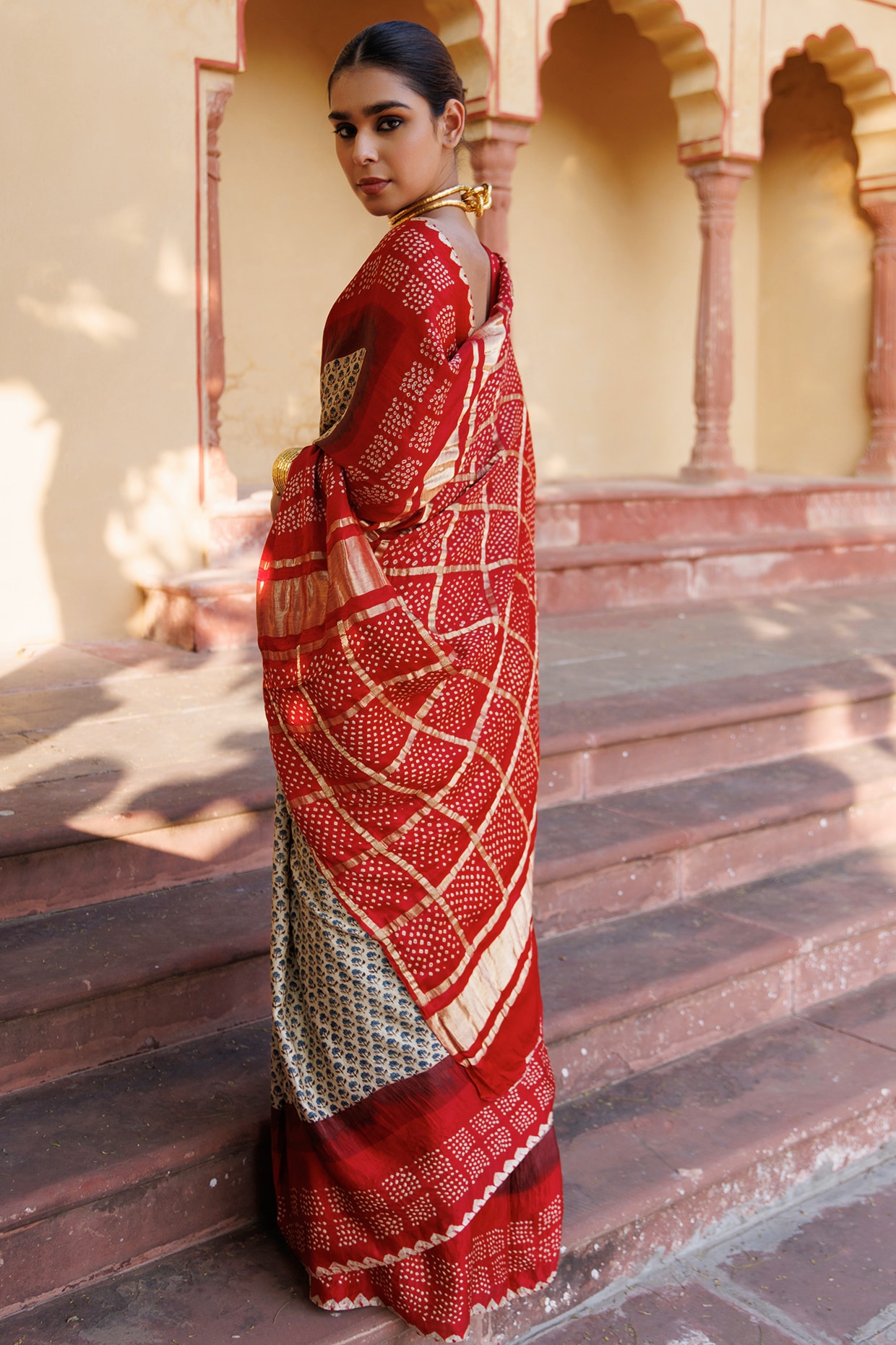 गाजी सिल्क•| pure Gajji silk Abha paired with handwork Bandhani Dupatta ♥️  @ajrakh_thetrendsetter #ajrakhthetrendsetter… | Instagram