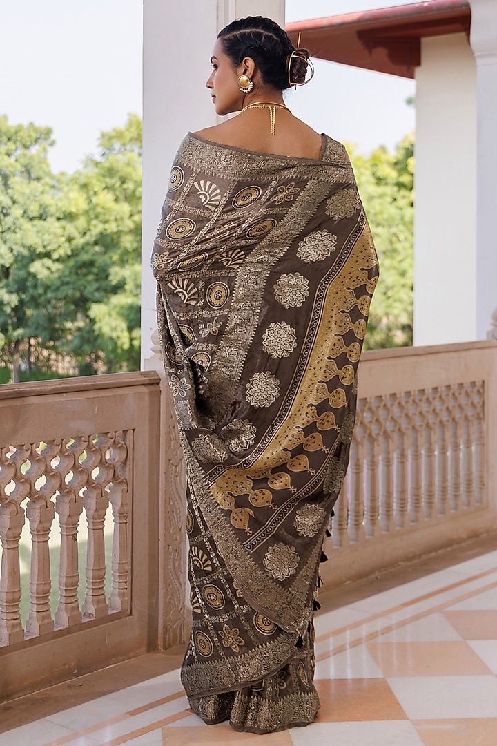 Grey Modal Silk Hand Printed Wedding Saree Set by Geroo Jaipur at Pernia's Pop Up Shop