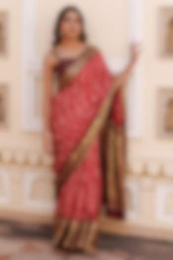 Red Gajji Silk Zari Wedding Saree Set by Geroo Jaipur at Pernia's Pop Up Shop