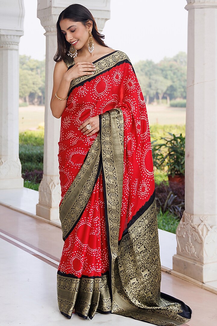 Red & Black Gajji Silk Zari Wedding Saree Set by Geroo Jaipur at Pernia's Pop Up Shop