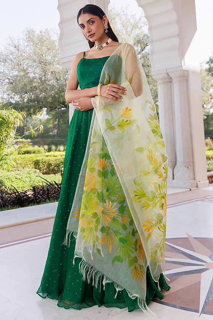 Green Chiffon Wedding Lehenga Set by Geroo Jaipur at Pernia's Pop Up Shop