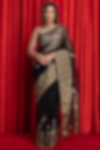 Black Organza Banarasi Thread Embellished Festive Saree Set by Geroo Jaipur at Pernia's Pop Up Shop