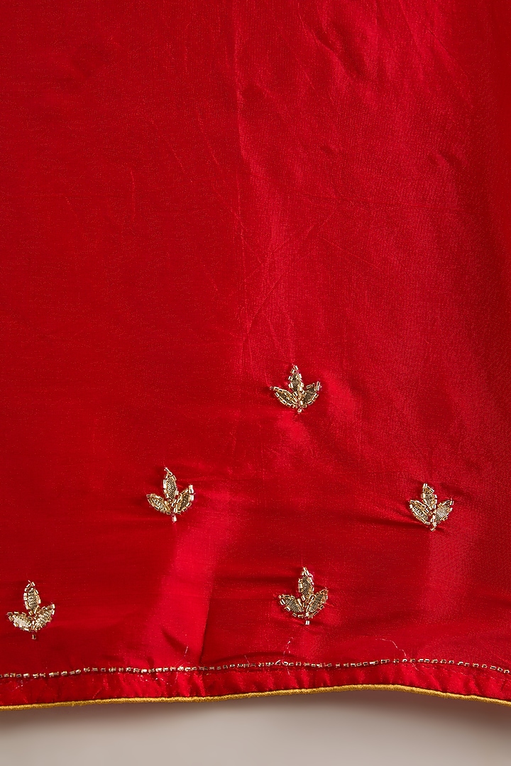 Yellow & Red Dola Silk Hand Embroidered Banarasi Party Wear Saree Set by Geroo Jaipur at Pernia's Pop Up Shop