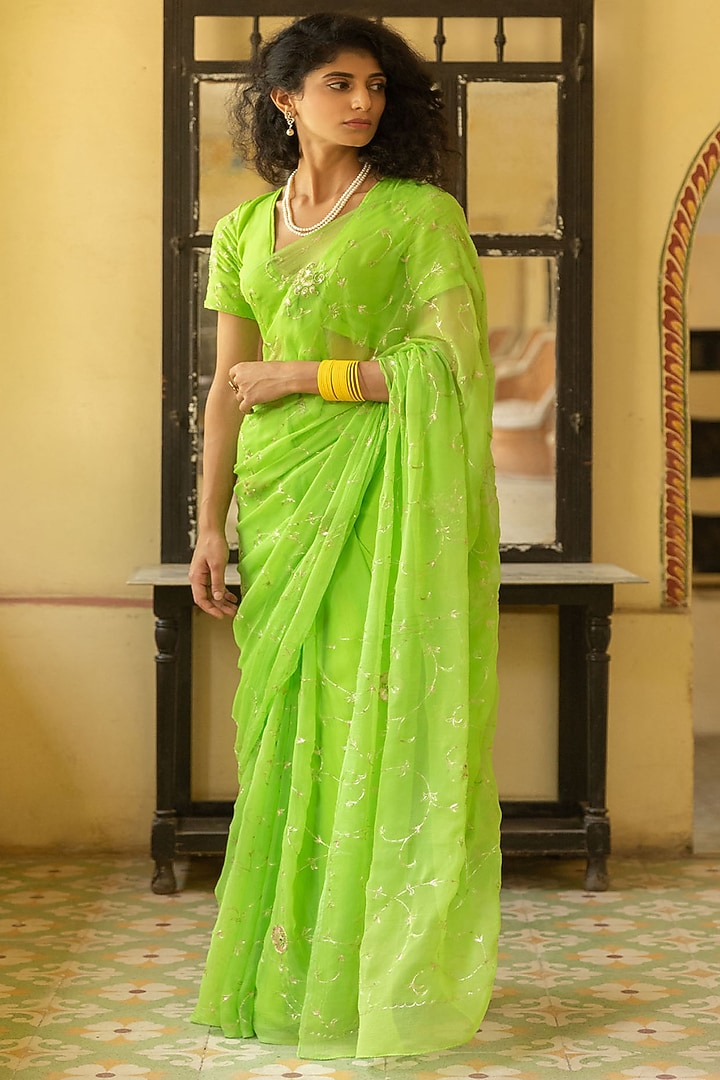 Green Chiffon Hand Embroidered Pre-Draped Wedding Saree Set by Geroo Jaipur at Pernia's Pop Up Shop