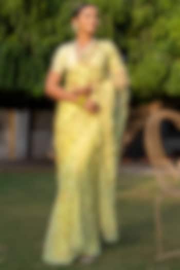 Lime Green Chiffon Jaal Work Pre-Draped Wedding Saree Set by Geroo Jaipur at Pernia's Pop Up Shop