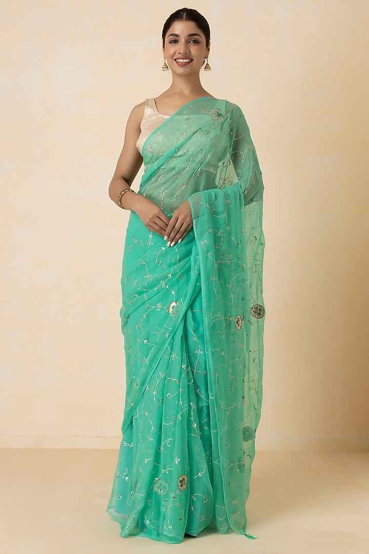 Green Chiffon Hand Embroidered Pre-Draped Wedding Saree Set by Geroo Jaipur at Pernia's Pop Up Shop