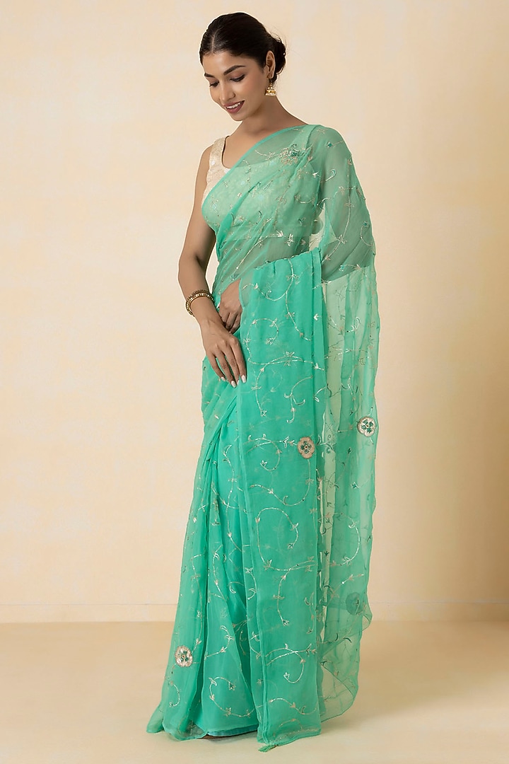 Green Chiffon Hand Embroidered Pre-Draped Wedding Saree Set by Geroo Jaipur at Pernia's Pop Up Shop