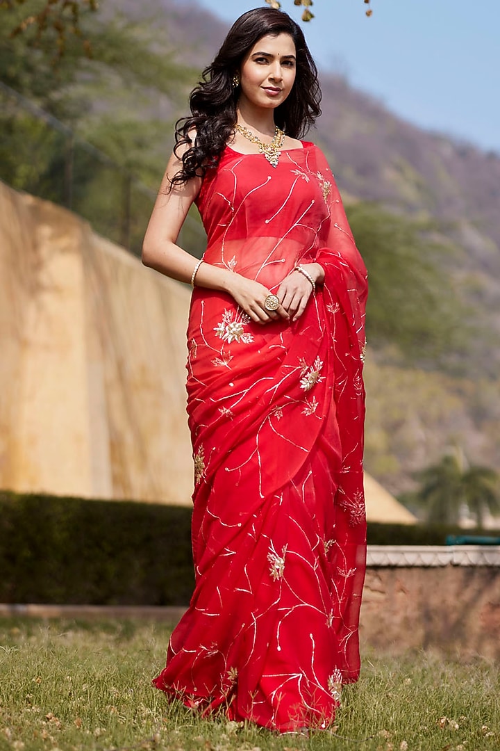 Red Chiffon Hand Embroidered Pre-Draped Wedding Saree Set by Geroo Jaipur at Pernia's Pop Up Shop