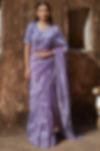 Lilac Tissue Embroidered Pre-Draped Wedding Saree Set by Geroo Jaipur at Pernia's Pop Up Shop