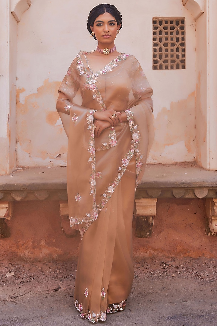 Antique Gold Tissue Embroidered Pre-Draped Wedding Saree Set by Geroo Jaipur at Pernia's Pop Up Shop