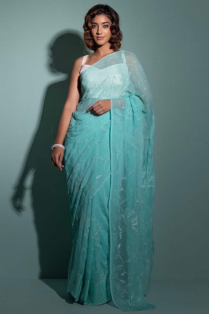 Aqua Chiffon Hand Embroidered Pre-Draped Wedding Saree Set by Geroo Jaipur at Pernia's Pop Up Shop