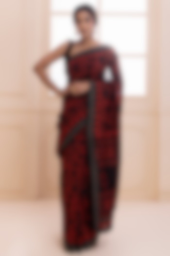 Red & Black Pure Chanderi Hand Block Printed Festive Saree Set by Geroo Jaipur at Pernia's Pop Up Shop