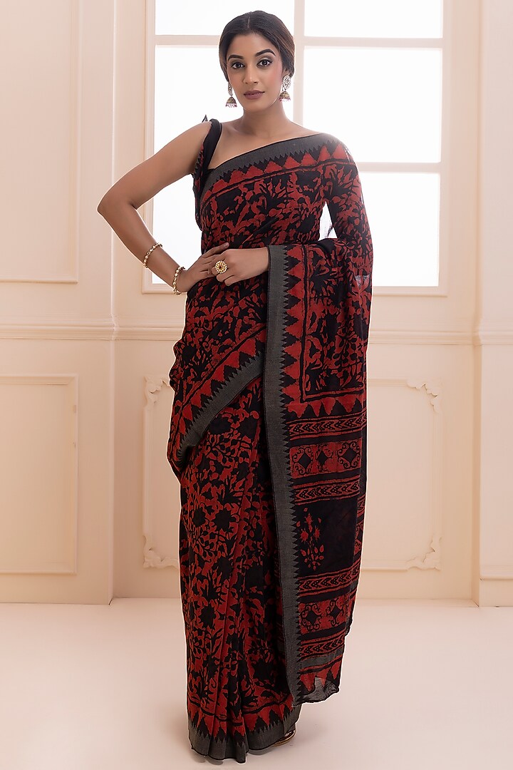 Red & Black Pure Chanderi Hand Block Printed Festive Saree Set by Geroo Jaipur at Pernia's Pop Up Shop