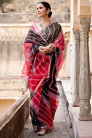 Red & Black Kota Silk Hand-Dyed Leheriya Saree Set by Geroo Jaipur